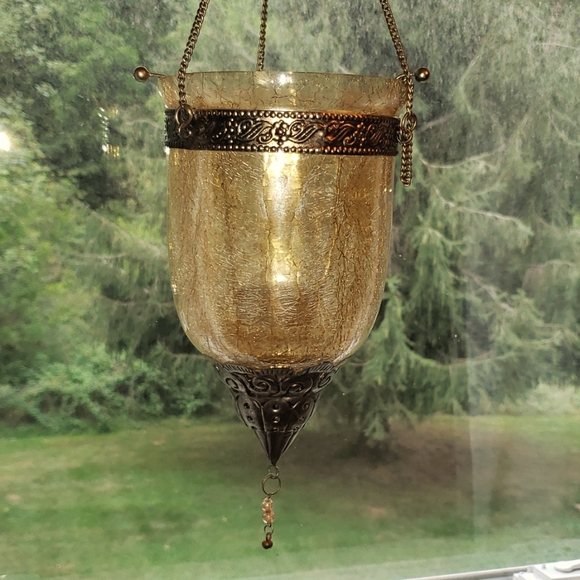 Crackle glass lantern